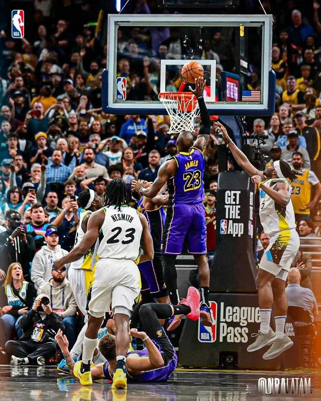 包含DWG不断突破！，詹姆斯连续五场比赛得分超过重要助攻上演精彩一战的词条